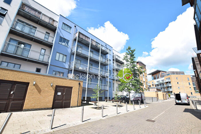 1 Bedroom Apartment To Rent In Quayside Drive, Essex, CO2