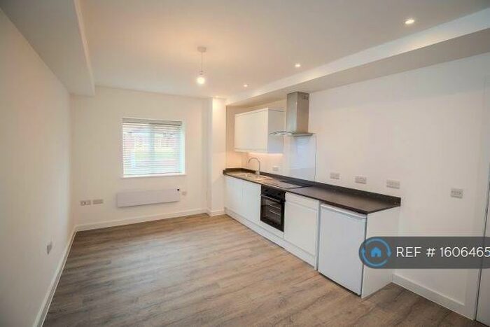 1 Bedroom Flat To Rent In St Mark's Road, Chester, CH4