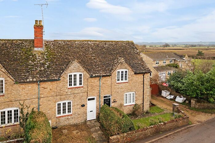 2 Bedroom Terraced House For Sale In Fernham Road, Shellingford, Faringdon, Oxfordshire, SN7