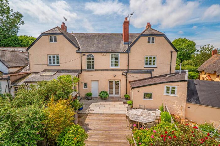 5 Bedroom Detached House For Sale In Days- Pottles Lane, Exminster, Exeter, EX6