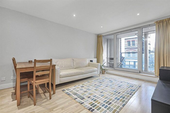 2 Bedroom Property To Rent In Borough High Street, London, SE1