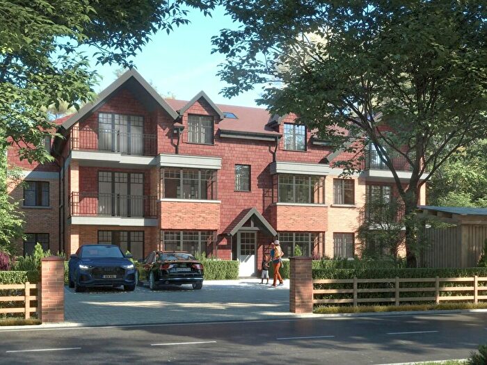 2 Bedroom Apartment To Rent In Cypress Heights, CR6