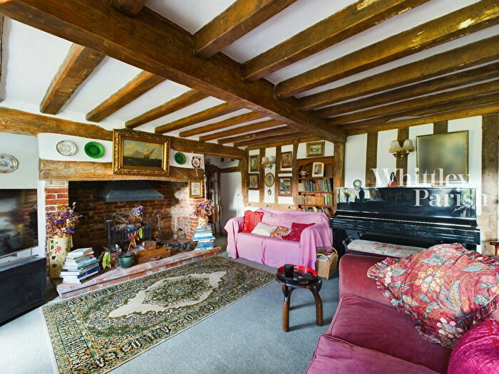4 Bedroom Detached House For Sale In Low Road, Billingford, IP21