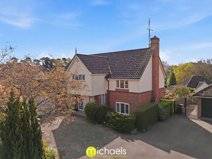 4 Bedroom Detached House For Sale In Reynards Copse, Colchester, CO4