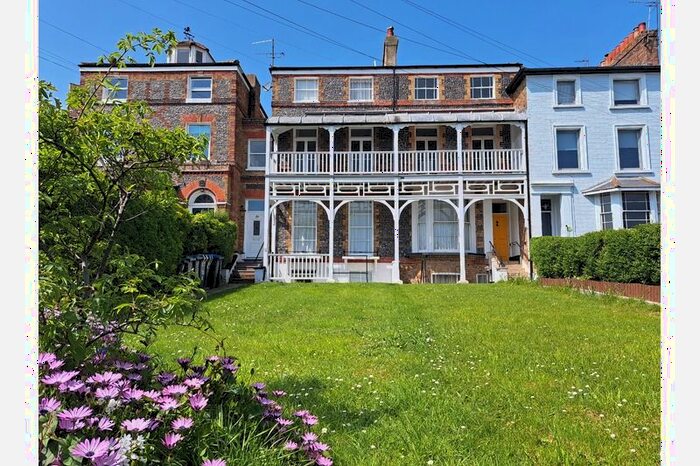 1 Bedroom Flat To Rent In Ramsgate Road, Thanet, Broadstairs, CT10