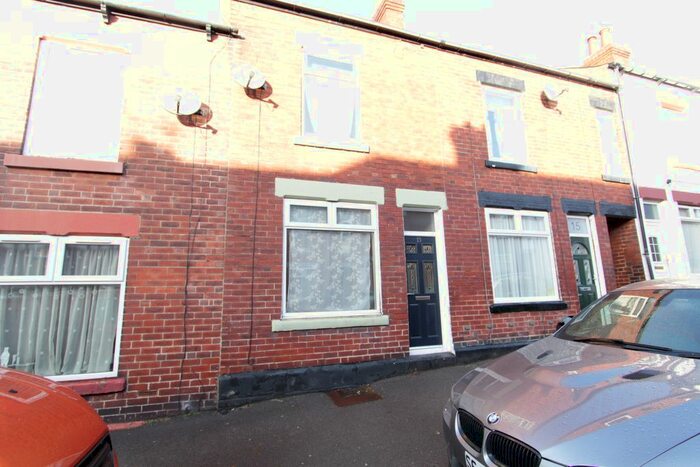 3 Bedroom Terraced House To Rent In Helmton Road, Sheffield S8