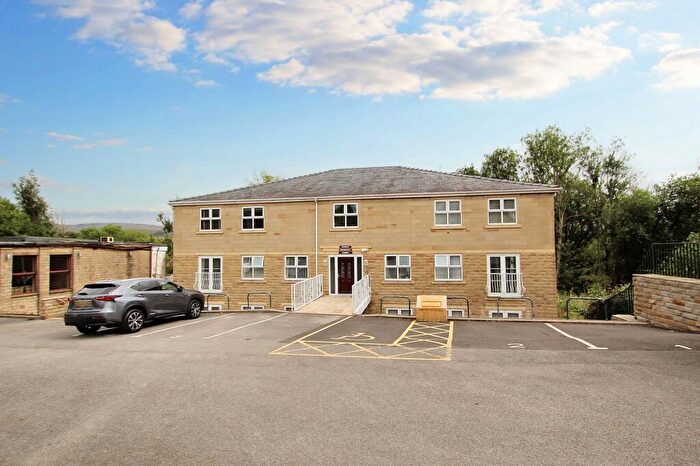 2 Bedroom Apartment For Sale In New Road, Ashley Dearnley Court New Road, OL15