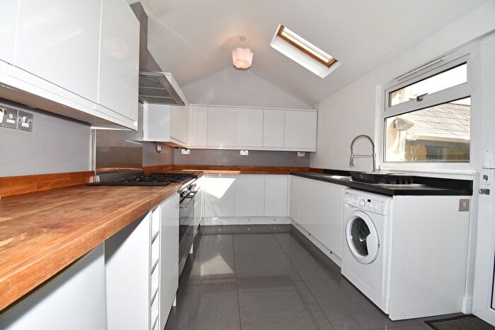 5 Bedroom Detached House To Rent In Antron Hill, Penryn, TR10