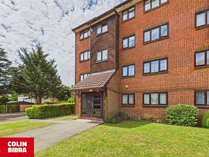 1 Bedroom Flat To Rent In Wicket Road, Perivale, UB6