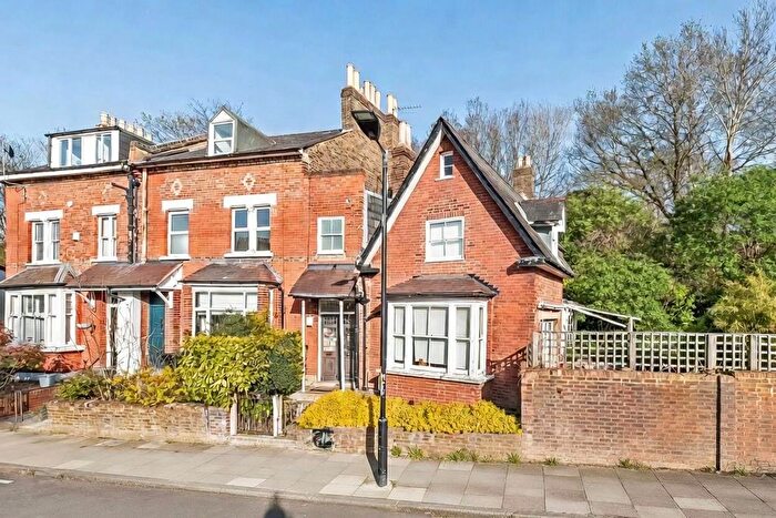 3 Bedroom Property For Sale In Wood Vale, Forest Hill, London, SE23