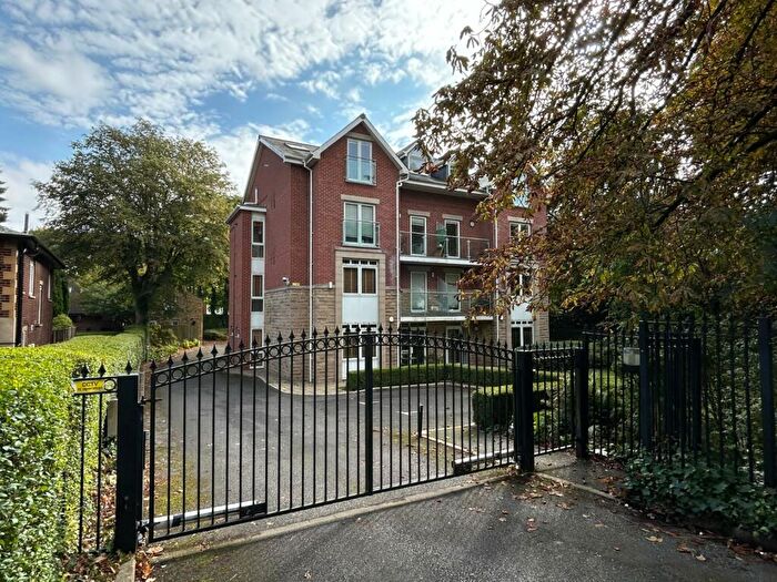 2 Bedroom Flat To Rent In Harrogate Road, Moortown, Leeds, LS17