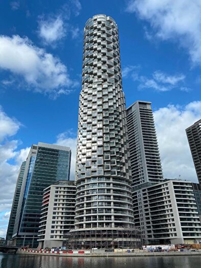 Studio To Rent In Park Drive, London, E14