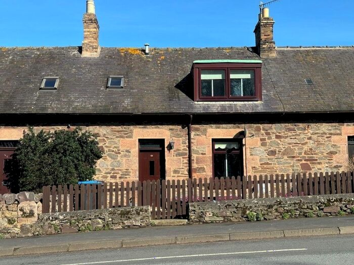 2 Bedroom Cottage For Sale In Gunsgreenhill Cottages, Eyemouth, TD14