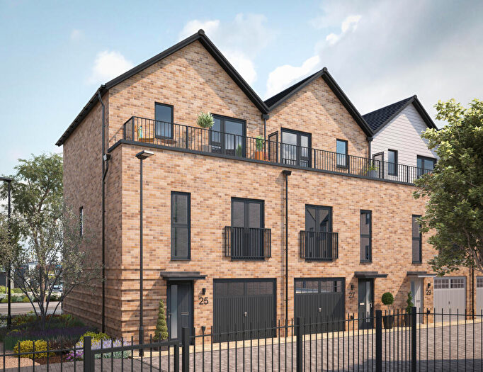 3 Bedroom End Of Terrace House To Rent In Charles English Close, Ipswich, Suffolk, IP1