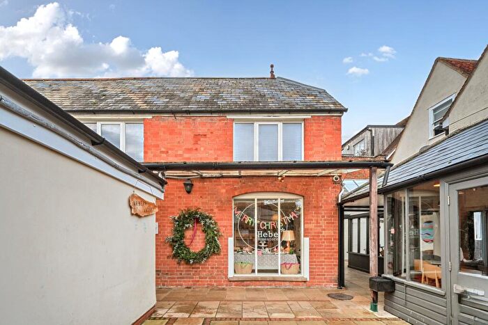 1 Bedroom Apartment For Sale In Market Place, Wantage, OX12