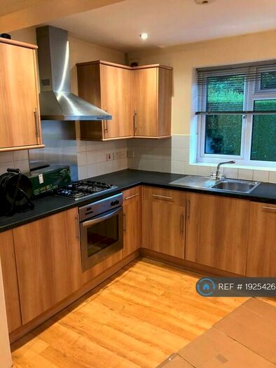 1 Bedroom Flat To Rent In Ground Floor, Bristol, BS16