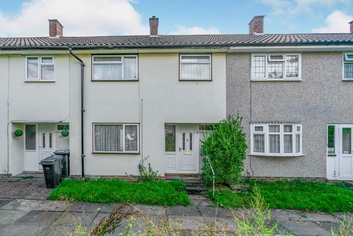 3 Bedroom Property To Rent In Felmongers, Harlow CM20