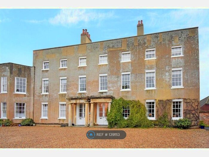 1 Bedroom Flat To Rent In Castle House, Newbury, RG14