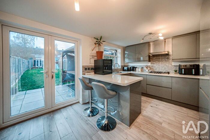 3 Bedroom Terraced House For Sale In Sewall Highway, Coventry, CV6