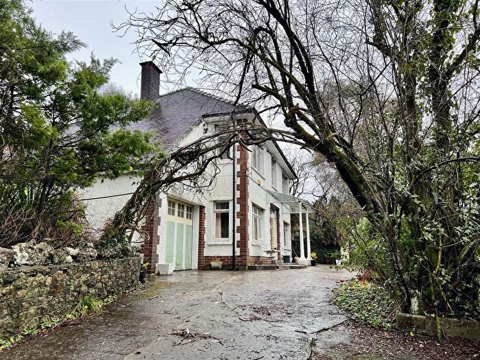 3 Bedroom Detached House For Sale In Pentregwenlais Road, Llandybie, Ammanford, SA18