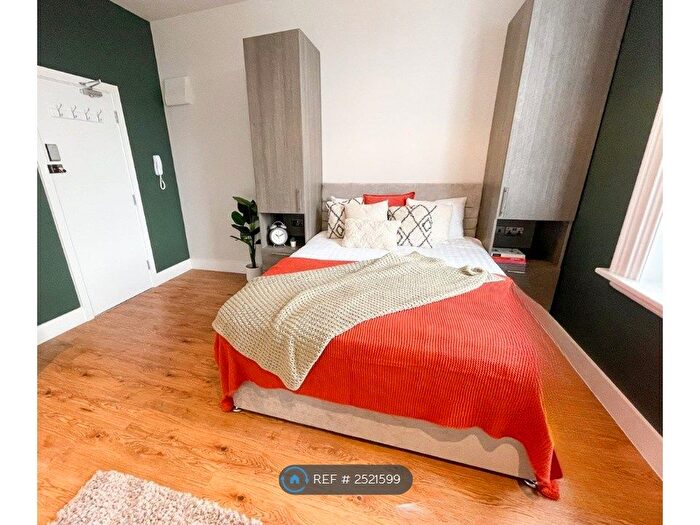 Studio To Rent In Bentley Road, Liverpool, L8