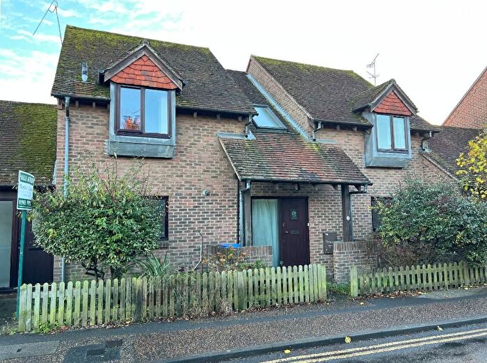 2 Bedroom Flat For Sale In Dukes Yard, Steyning, West Sussex, BN44