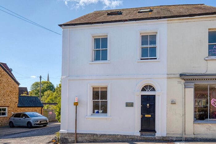 3 Bedroom Semi-Detached House For Sale In Lower Woodcock Street, Castle Cary, BA7