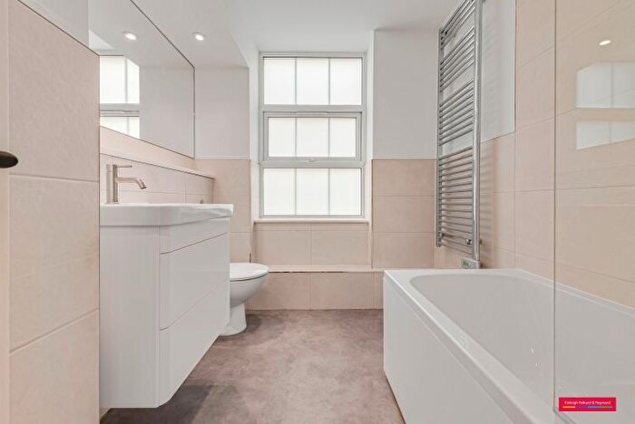 1 Bedroom Flat To Rent In Penfold Street, London, NW1