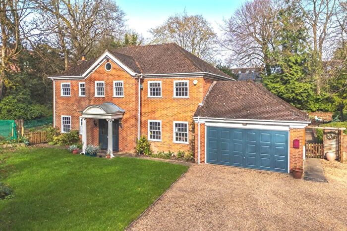 5 Bedroom Detached House For Sale In Upper Warren Avenue, Caversham Heights, RG4