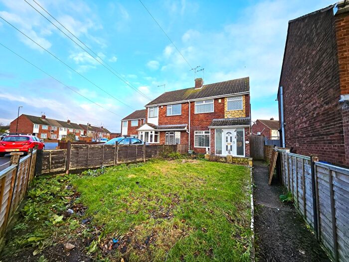 3 Bedroom Semi-Detached House To Rent In Yewdale Crescent, Coventry, CV2