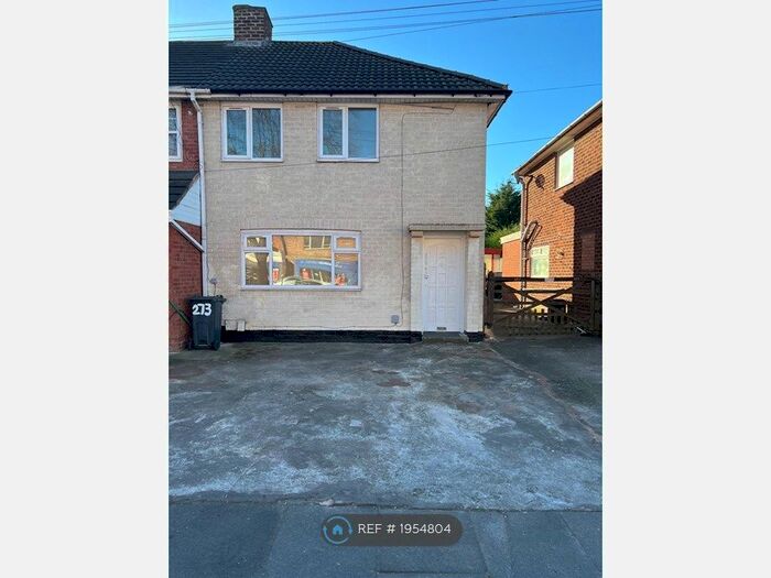 3 Bedroom Semi-Detached House To Rent In Kitts Green Road, Birmingham, B33
