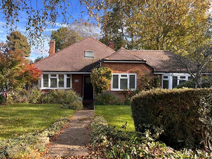 3 Bedroom Detached Bungalow To Rent In Allen Road, Great Bookham, KT23
