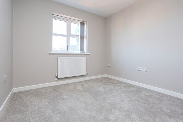 2 Bedroom Flat To Rent In Avon Drive, Whetstone, Leicester, LE8