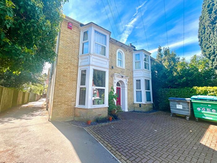 1 Bedroom Apartment To Rent In Waterloo Road, Shirley, Southampton, SO15