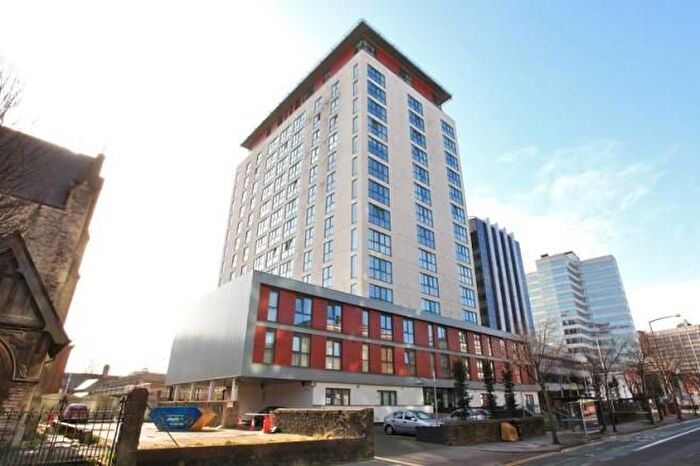 2 Bedroom Flat To Rent In Admiral House, Cardiff, CF24