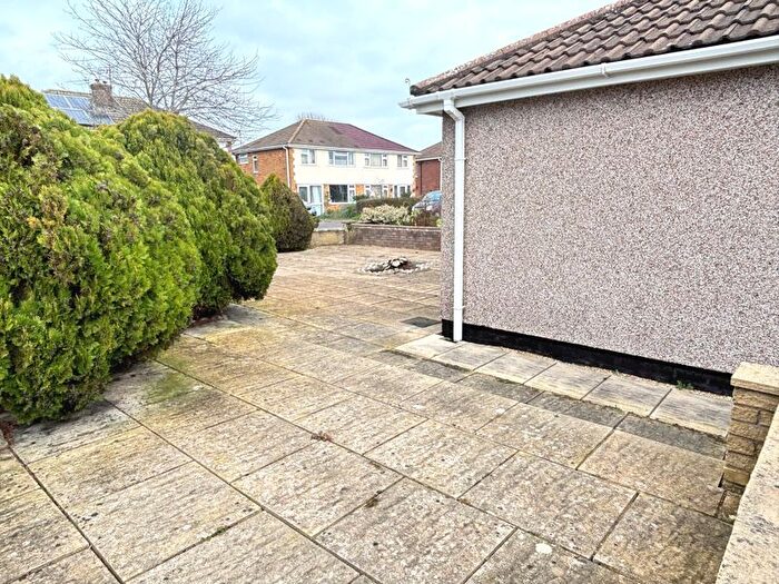 2 Bedroom Bungalow For Sale In Shearwater Grove, Innsworth, Gloucester, GL3