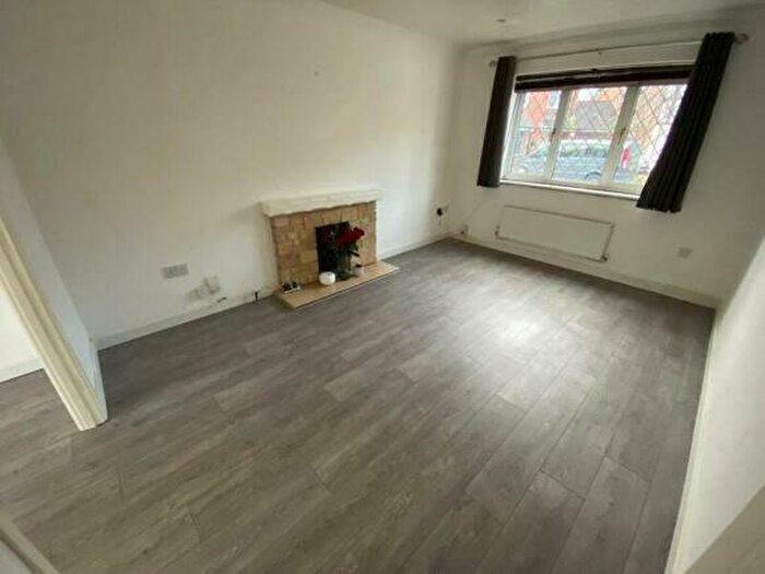 3 Bedroom Detached House To Rent In Ellicks Close, Bradley Stoke, BS32