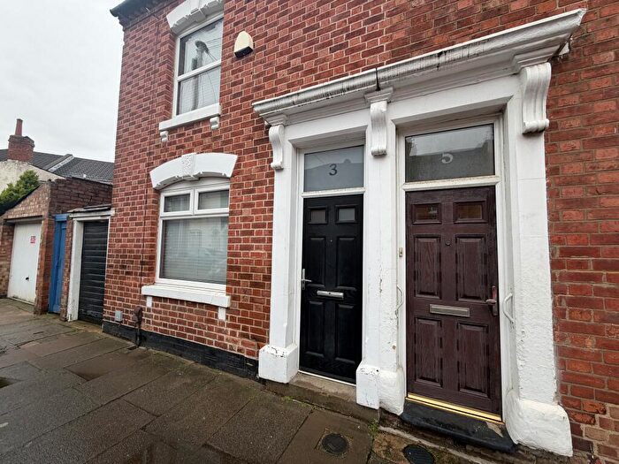 2 Bedroom House To Rent In Cloutsham Street, Northampton, NN1