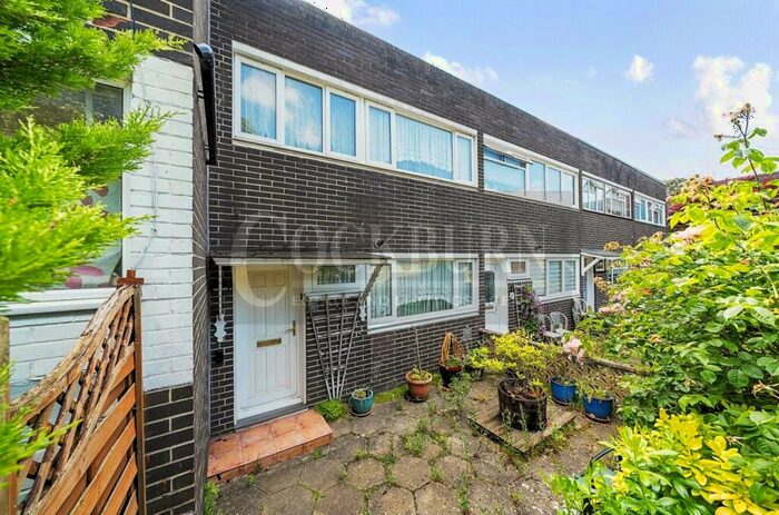 3 Bedroom Terraced House To Rent In Blanchard Close, Mottingham, SE9