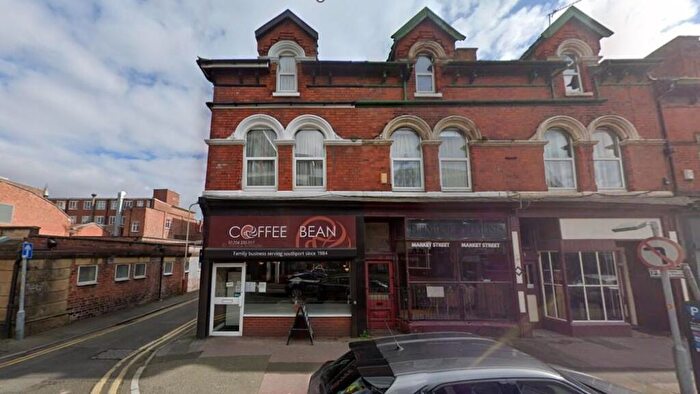 3 Bedroom Apartment For Sale In Market Street/Queen Anne Street, Southport, PR8