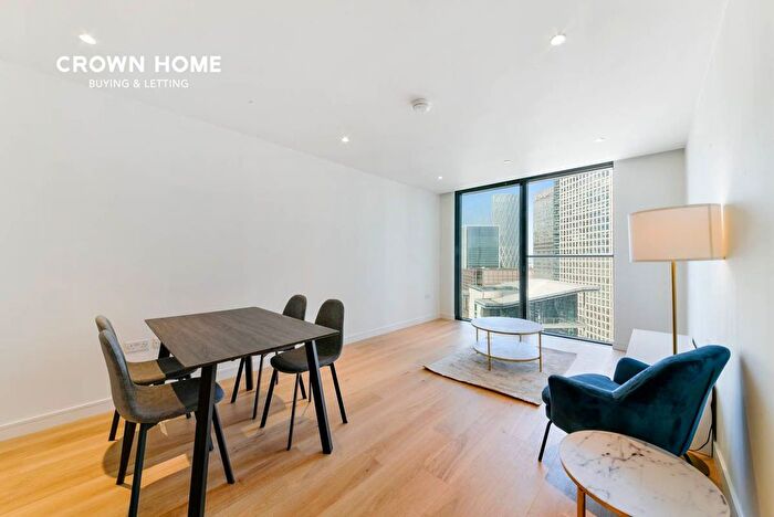 1 Bedroom Flat To Rent In South Quay Plaza, Hampton Tower, Marsh Wall, Canary Wharf, E14