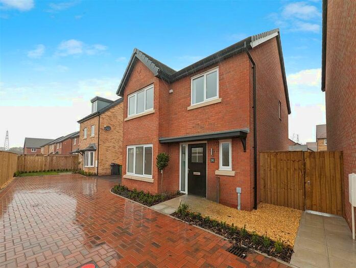 4 Bedroom House To Rent In Cementite Grove, Newport, NP19