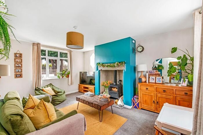 3 Bedroom Semi-Detached House For Sale In Jos Lane, Shepley, HD8