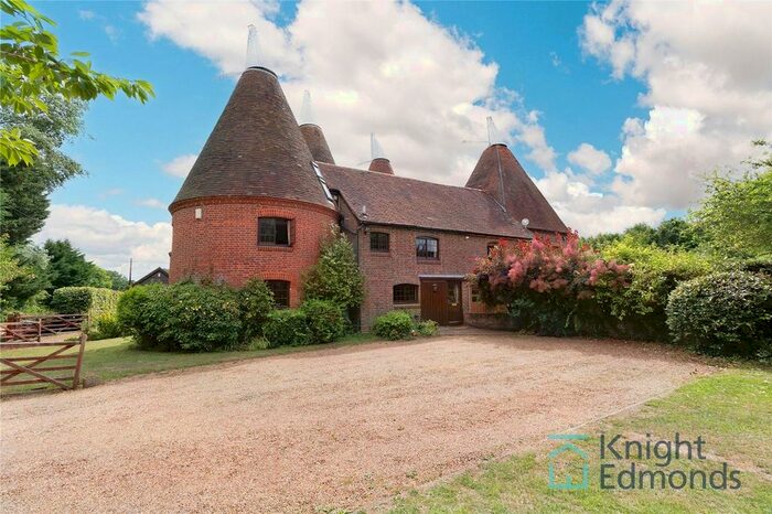 5 Bedroom Semi-Detached House For Sale In Den Lane, Collier Street, TN12