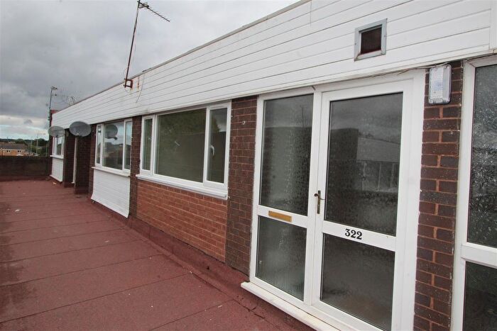 2 Bedroom Flat To Rent In Stroud Avenue, Willenhall, WV12