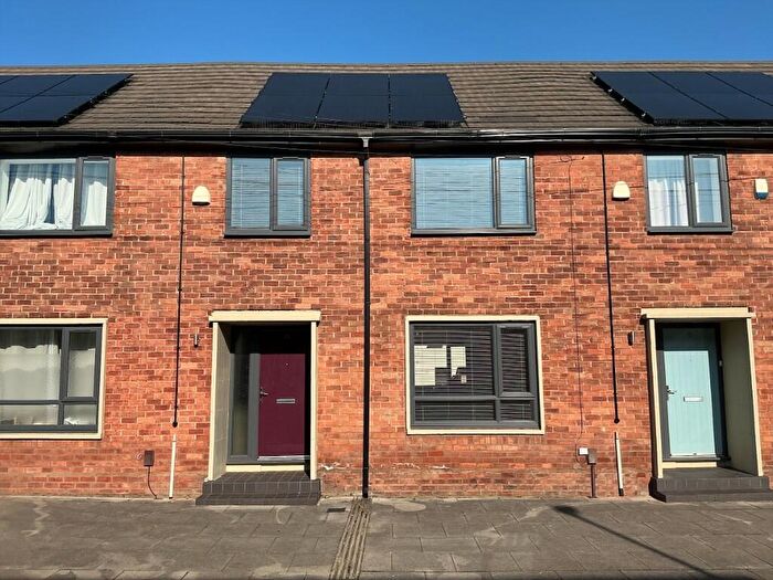 3 Bedroom Terraced House To Rent In Wynnstay Street, Liverpool, Merseyside, L8