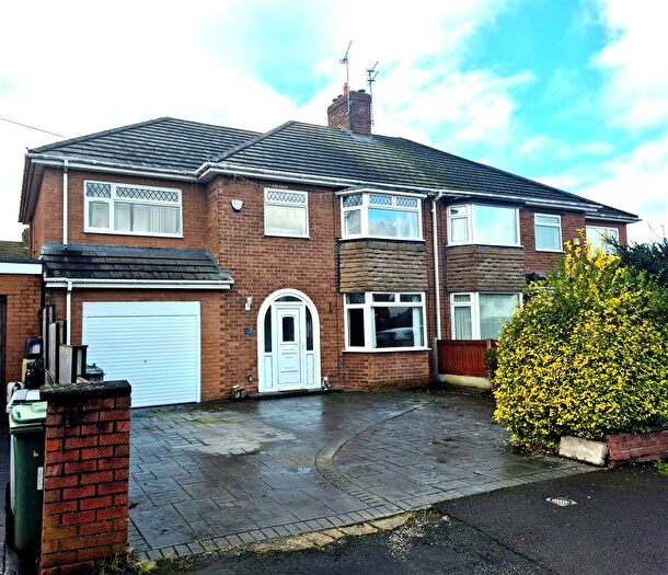 5 Bedroom Semi-Detached House For Sale In Leslie Avenue, Wirral, CH49