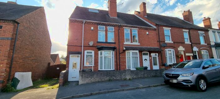 2 Bedroom End Of Terrace House To Rent In Gill Street, Dudley, DY2