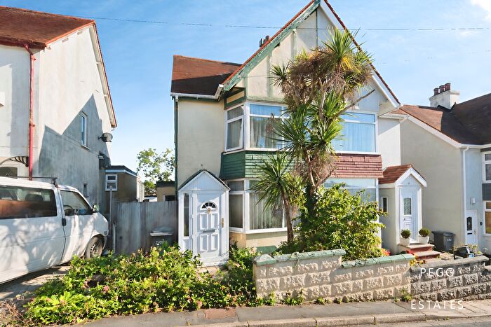 2 Bedroom Semi Detached House For Sale In Higher Audley Avenue, Torquay, TQ2