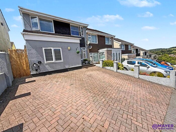 3 Bedroom Semi Detached House For Sale In Hemerdon Heights, Plymouth, PL7